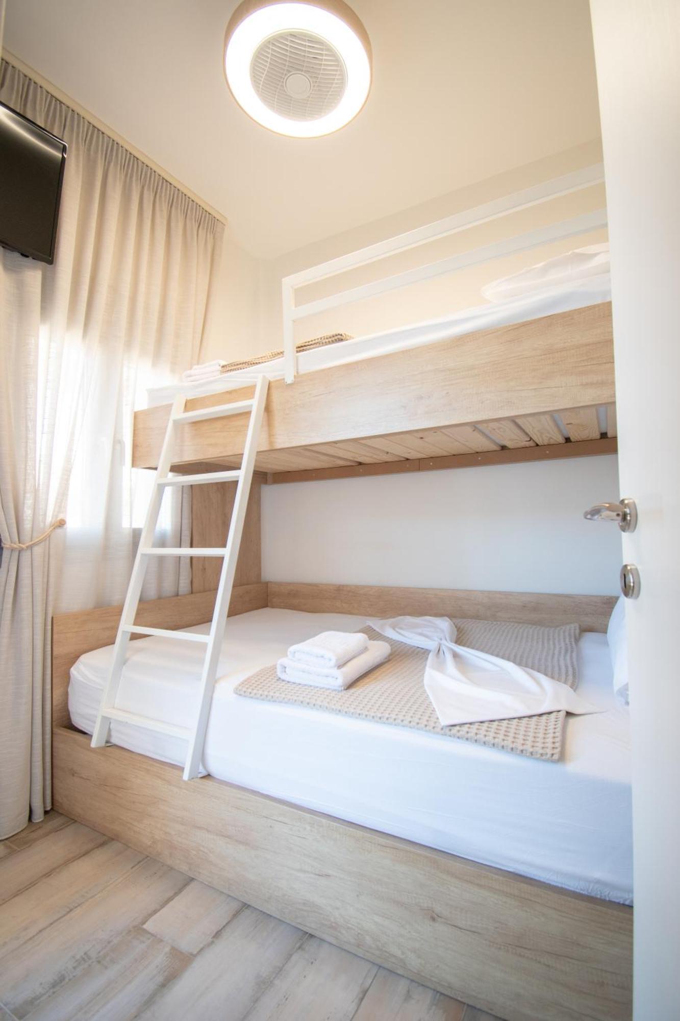 Magdalena Seaside Apartments ネア・ローダ エクステリア 写真