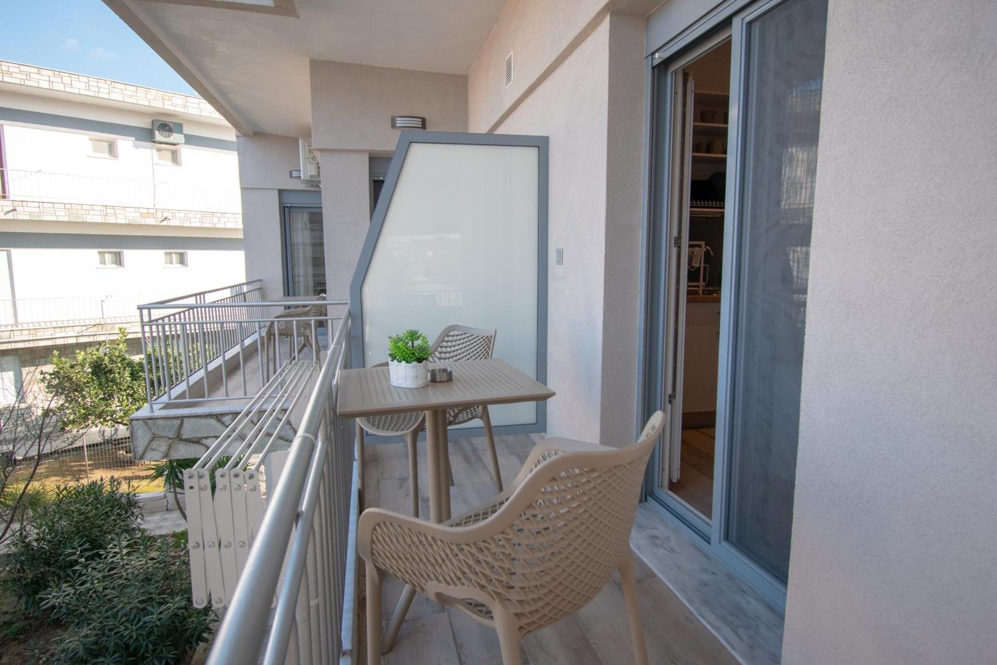 Magdalena Seaside Apartments ネア・ローダ エクステリア 写真
